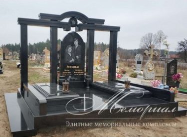 Ексклюзивний елітний пам’ятник з чорного граніта